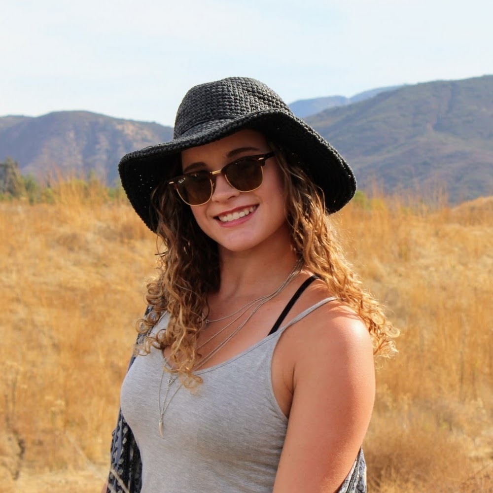 Meet your Posher, Becca